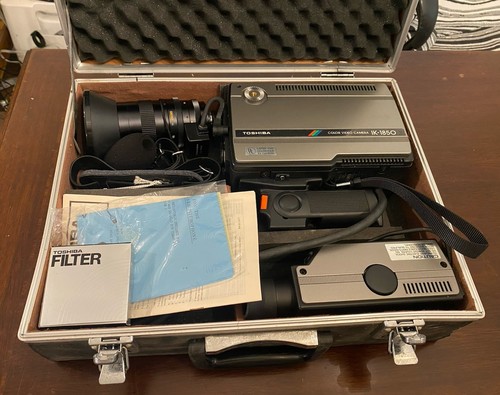 Videocamera vintage toshiba - videocamera,
